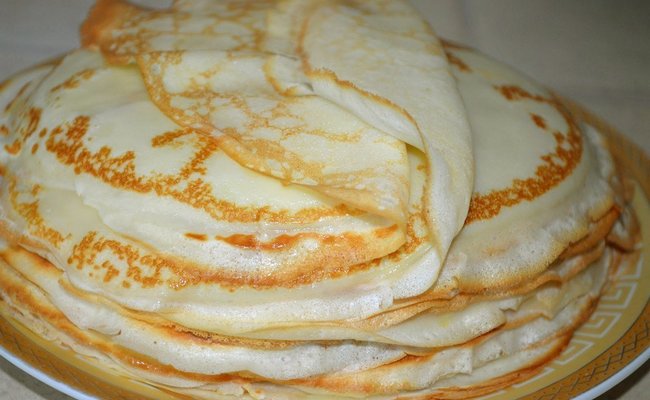 Блины на молоке за 10 минут